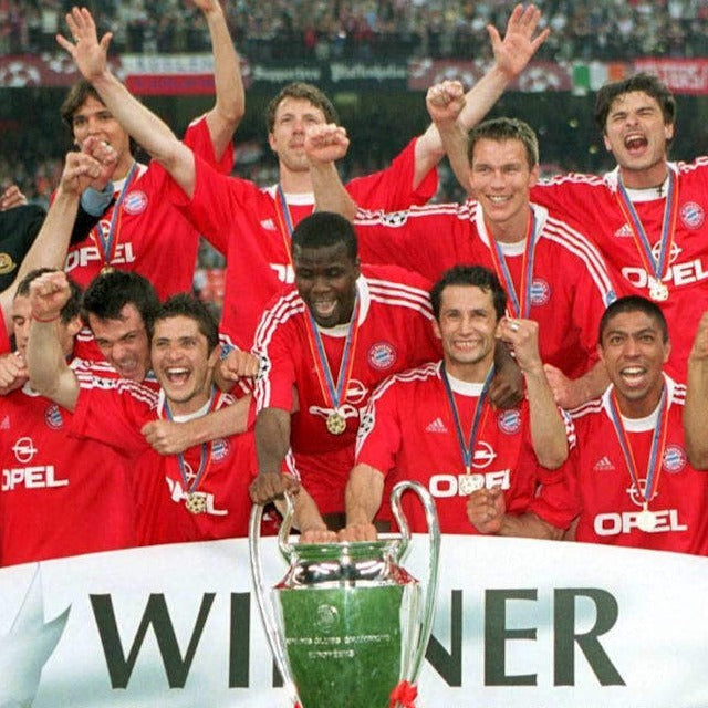 Bayern Munich Titular 2000/01 ✈️ - Thunder Internacional